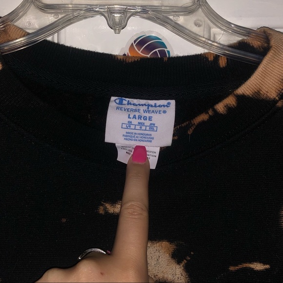 VINTAGE TIE-DYE CHAMPION SWEATSHIRT!!🔥🔥 - Picture 5 of 6